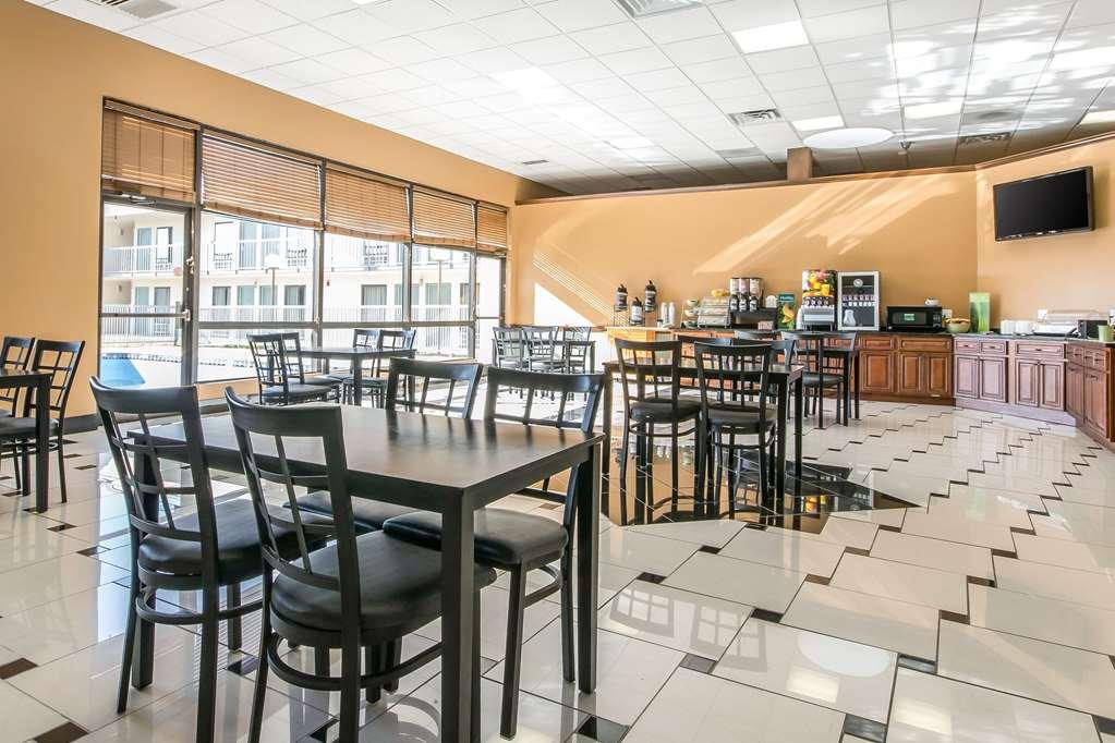 Quality Inn Hazard Restaurant photo